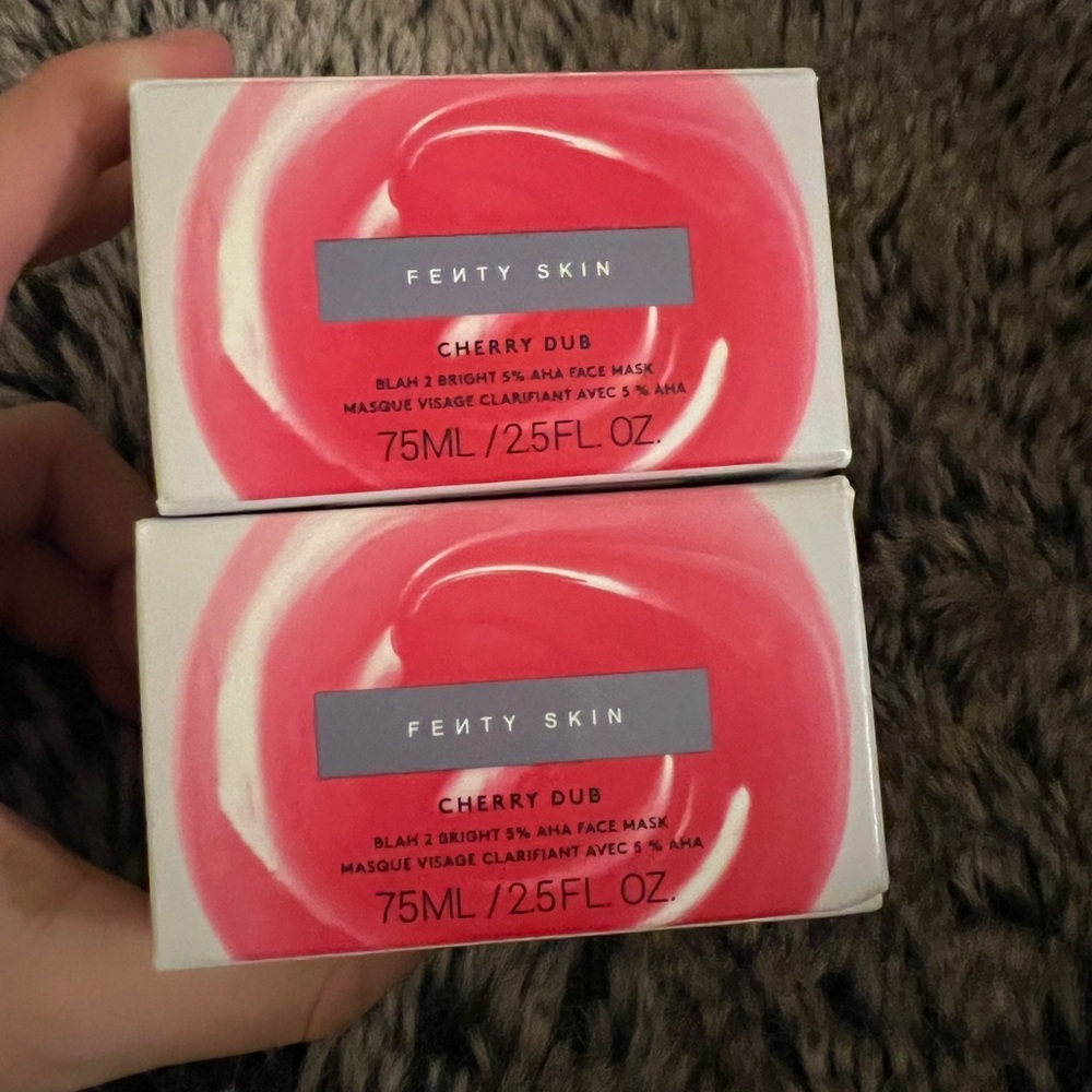 2X Fenty Skin Cherry Dub Blah to Bright 5% AHA Face
Mask